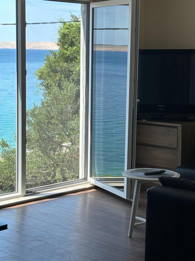Others 2, Apartmani Bosnjak, Starigrad