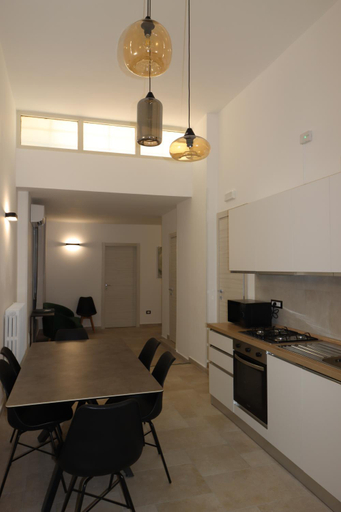 Others 2, Sisina's Suite, Lecce