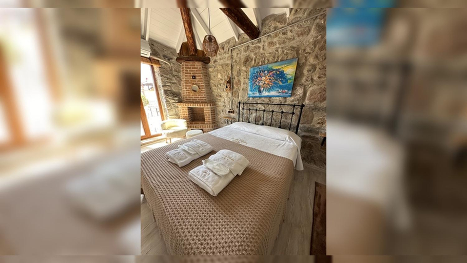 Others 4, Sacide Hanım Konagı, Ayvalık