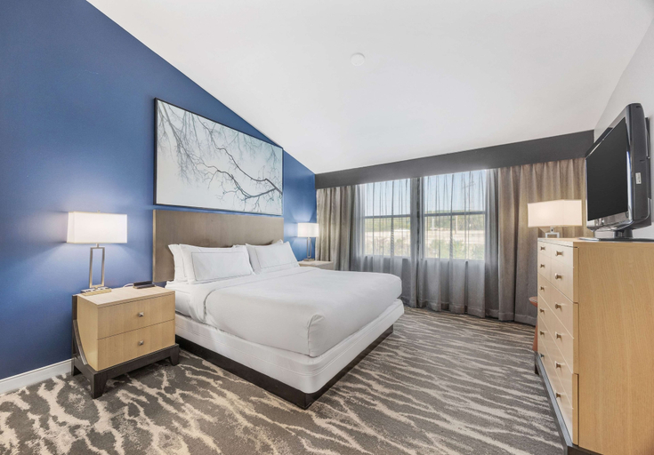 Bedroom 3, DoubleTree Suites by Hilton Hotel Huntsville South, Madison
