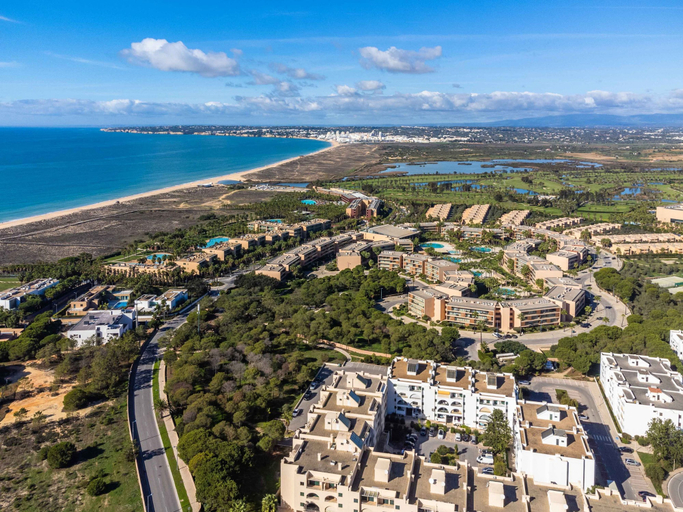 Room 2, Salgados Village T1 Apartment - 500m da Praia, Albufeira