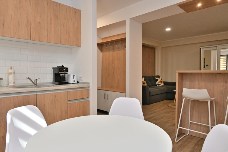 Others 5, Durau Residence, Piatra-neamt