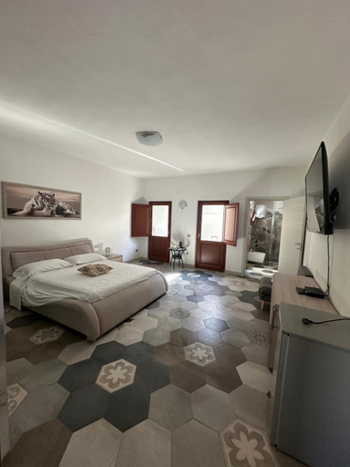 Others 4, Suites de Mar, Olbia-Tempio