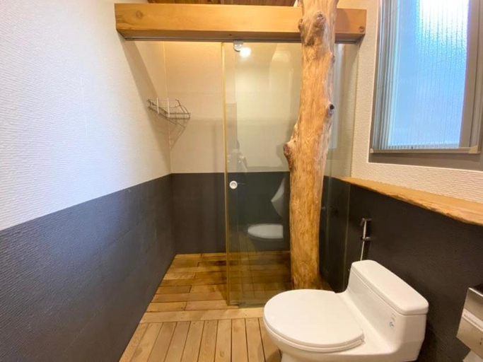 Bathroom 3, Wu Liu Farm BB, Chiayi City