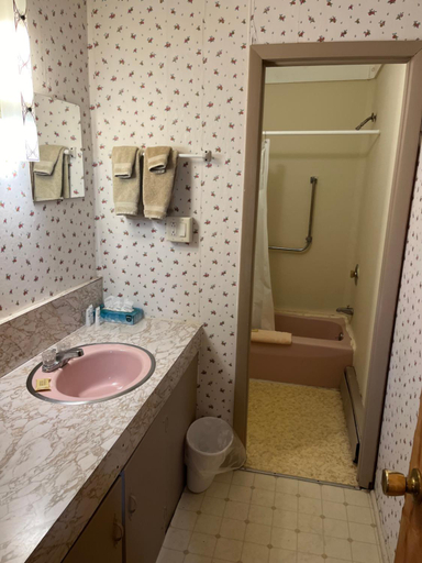 Bathroom 3, Brookside Motor Inn, Essex