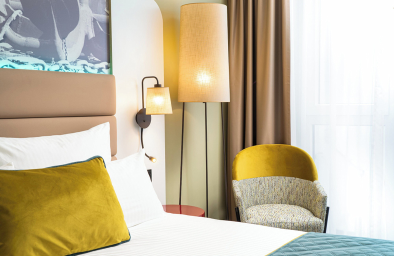 Bedroom 4, Leonardo Hotel Hamburg Altona, Hamburg