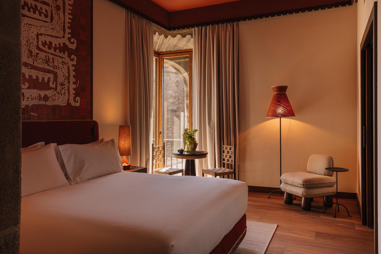 Bedroom 3, Palacio De Godoy Caceres, Curio Collection By Hilton, Cáceres