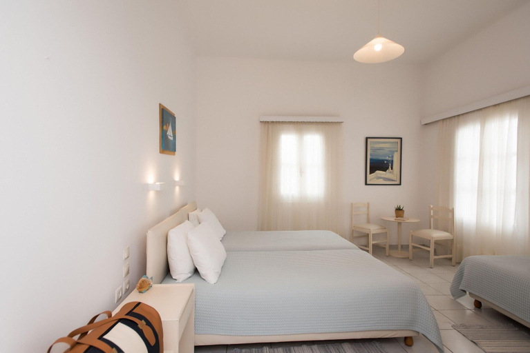 Bedroom 2, Hotel Charissi, South Aegean