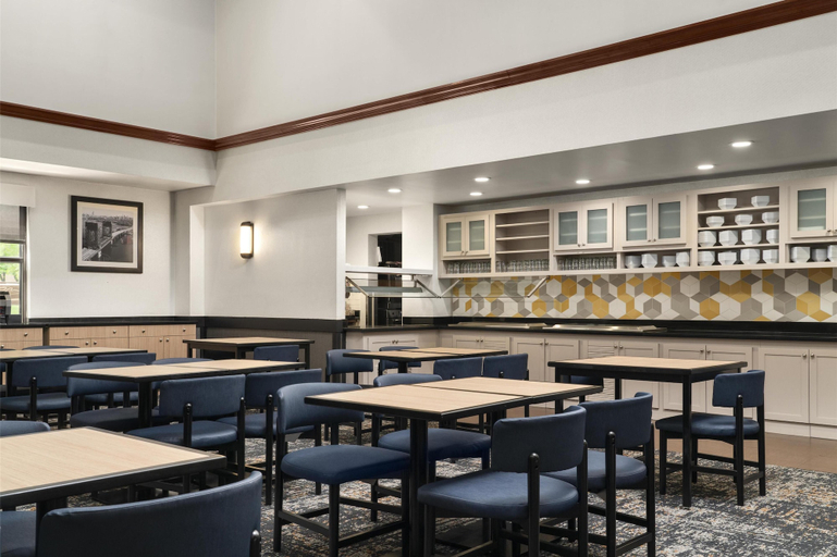 Food & Drinks 5, Hyatt Place Secaucus/Meadowlands, Secaucus