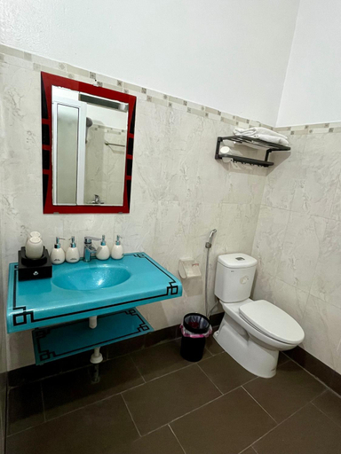 Bathroom 4, Nha nghi Quan An, Điên Biên Phủ