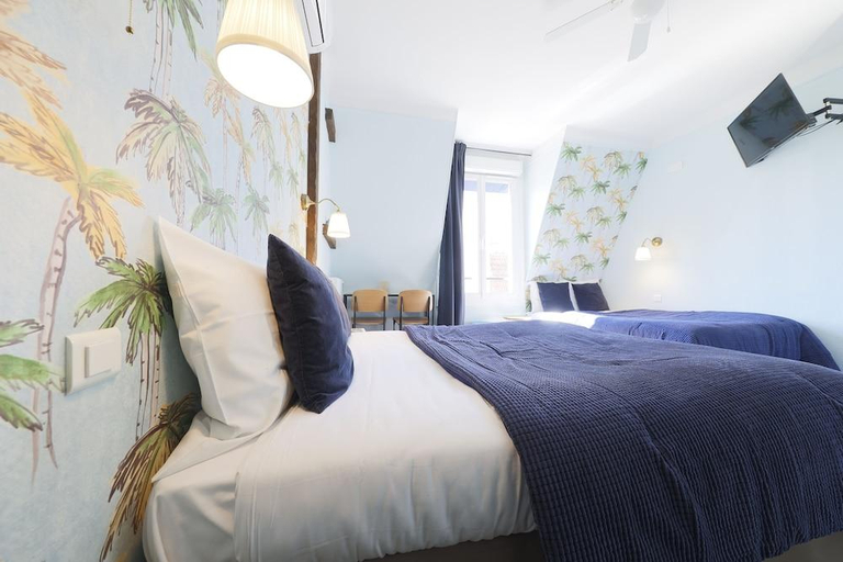 Bedroom 2, Hotel Azur Reims Centre, Marne