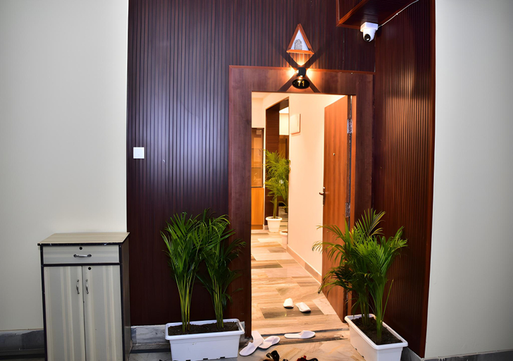 Others 4, The MID City Home, Varanasi