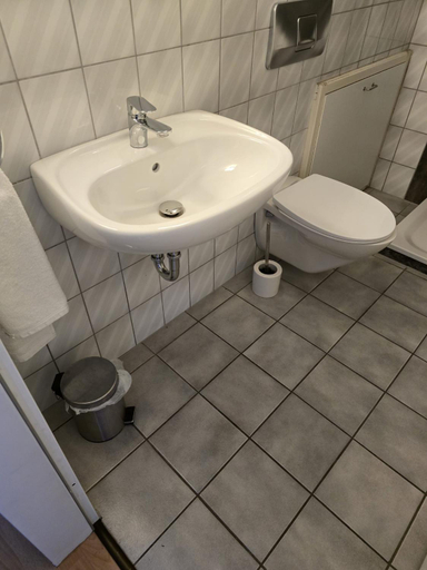 Bathroom 5, Gasthof Einhaus, Borken