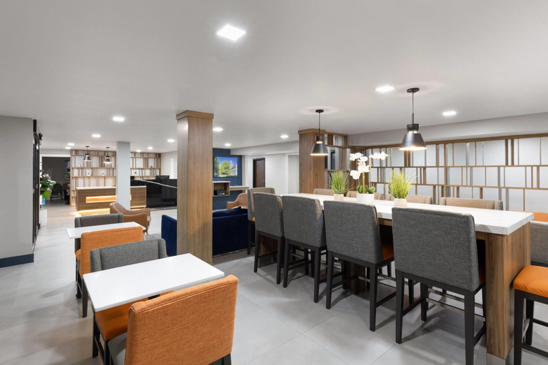 Food & Drinks 5, Hawthorn Extended Stay By Wyndham Springdale, Washington