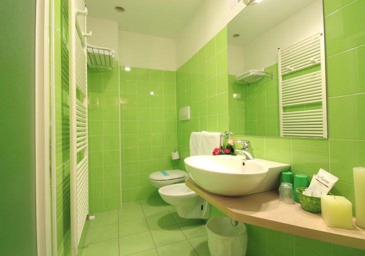 Bathroom, Hotel Villa Marina Wellness SPA, Rimini