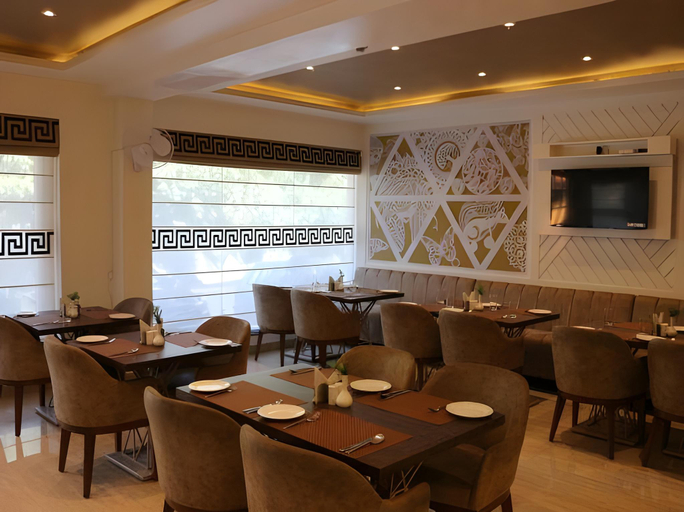 Food & Drinks 4, Clarks Inn Bhowali, Nainital