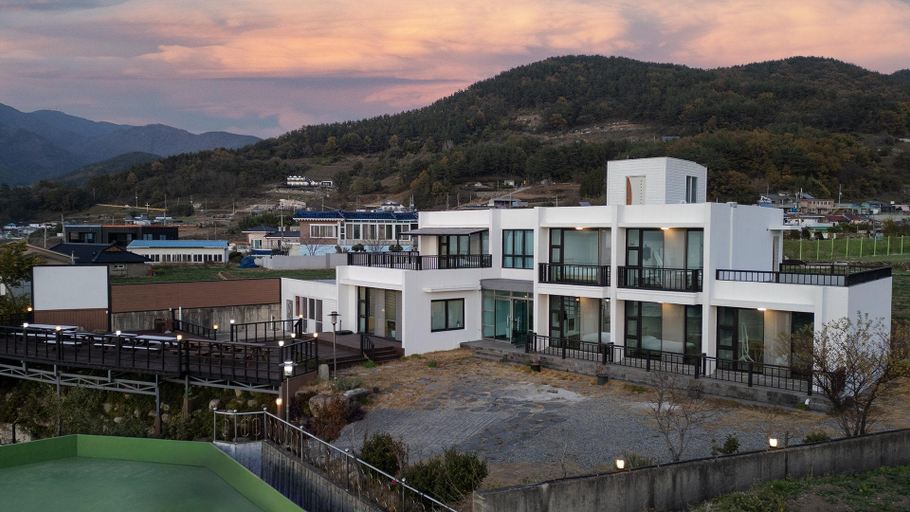Others 2, Namhae The Terrace, Namhae