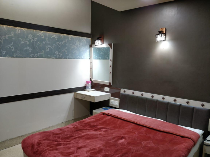 Others 2, Monsoon Hotel, East Khasi Hills