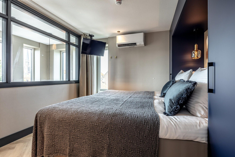 Room 2, Stylish Delft Apartment, Delft