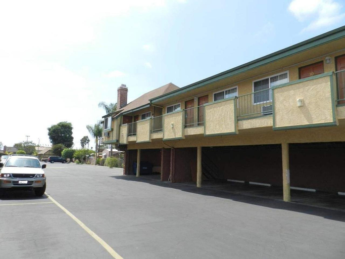 Others 5, Starlite Motel, Los Angeles