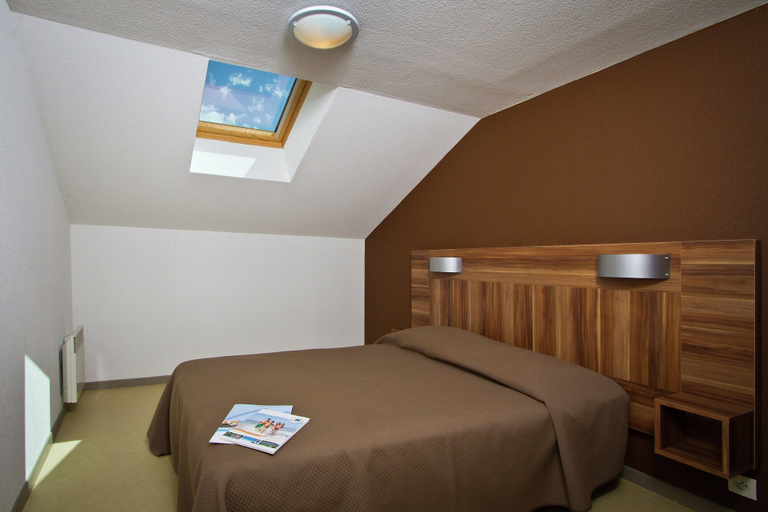 Room 5, Chalet in Gresse-en-vercors Near Nature Park, Isère