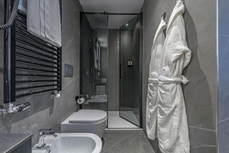 Bathroom 5, HOTIDAY Room Collection - Milano Cinque Giornate, Milano