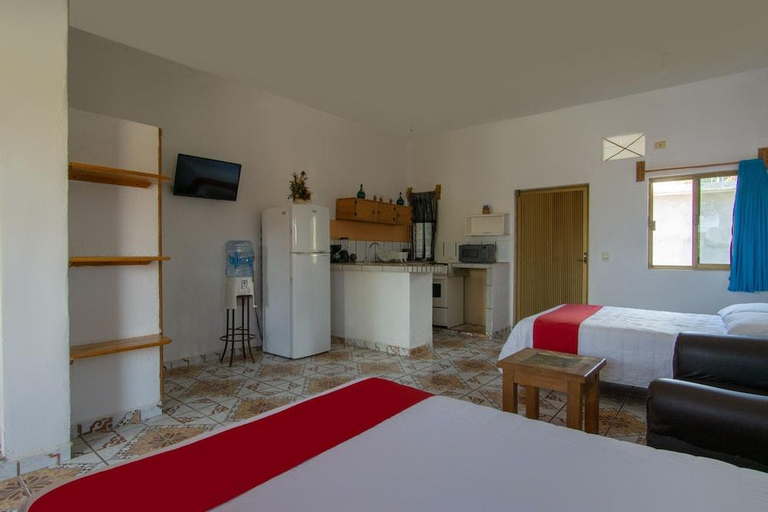 Bedroom 2, Hotel y Bungalows Bugambilias, Cihuatlán