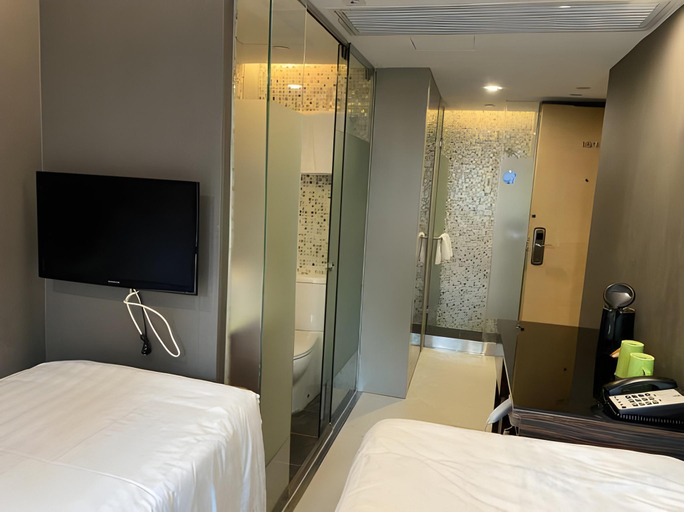 Bedroom 2, J Link Hotel, Hong Kong Island