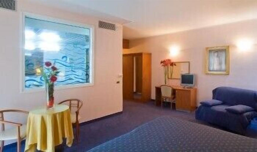 Bedroom 2, Valdenza, Reggio Nell'Emilia
