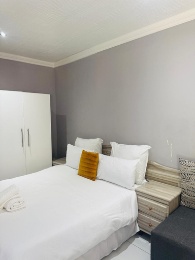 Bedroom 2, Mila Lodge 2, City of Cape Town