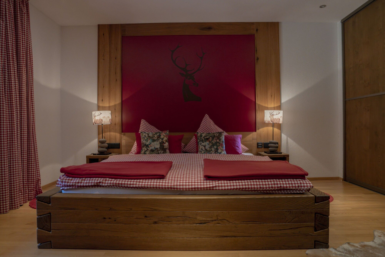 Room 3, Apartment in Seefeld Near Ski Slopes, Innsbruck Land