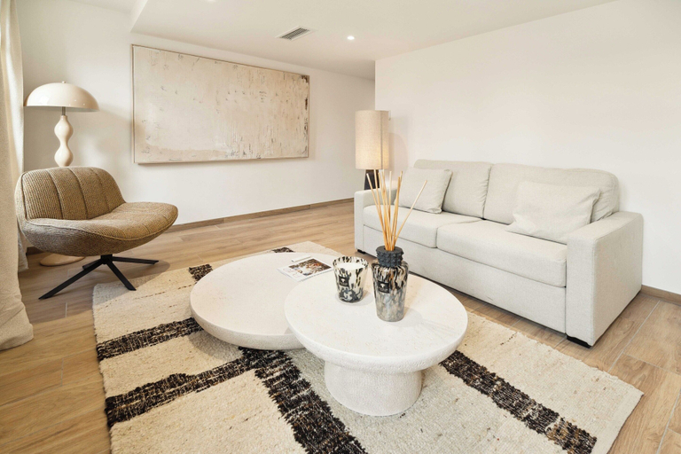 Living area 5, Cozy Flat -1bdr/4p- Saint-tropez, Var