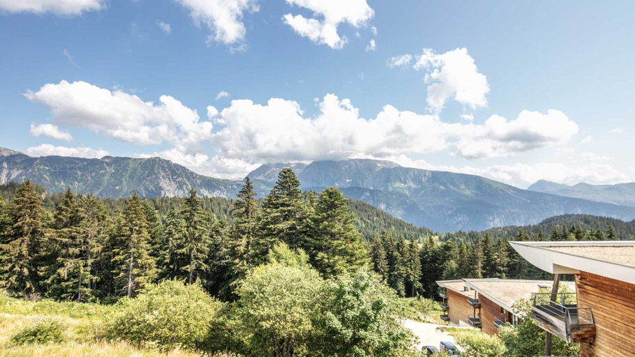 Exterior 2, Cozy Chamrousse Apartment, Isère