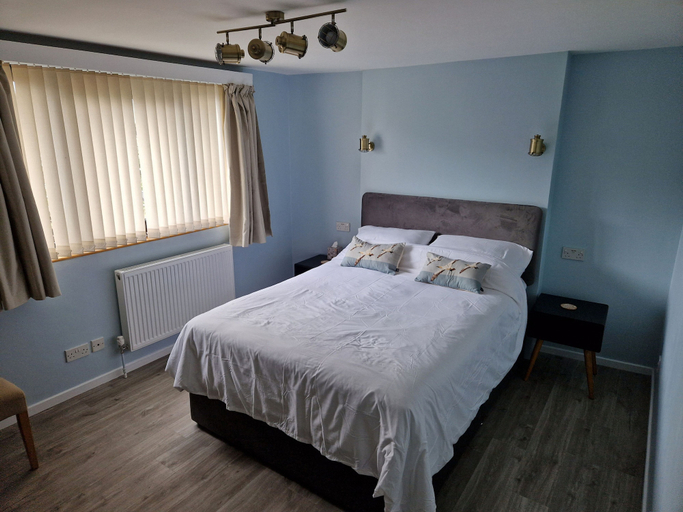 Bedroom 3, Unique 2Bd Apartment Folkestone Harbour, Kent