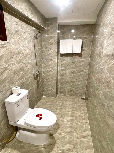Bathroom 3, KING KONG HOMESTAY, Da Nang