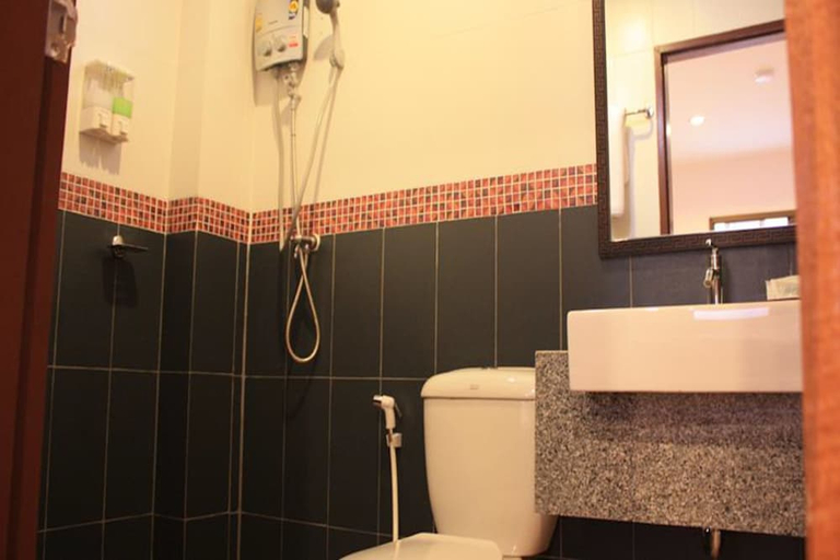 Bathroom, Ming Shou Boutique House, Pulau Phuket