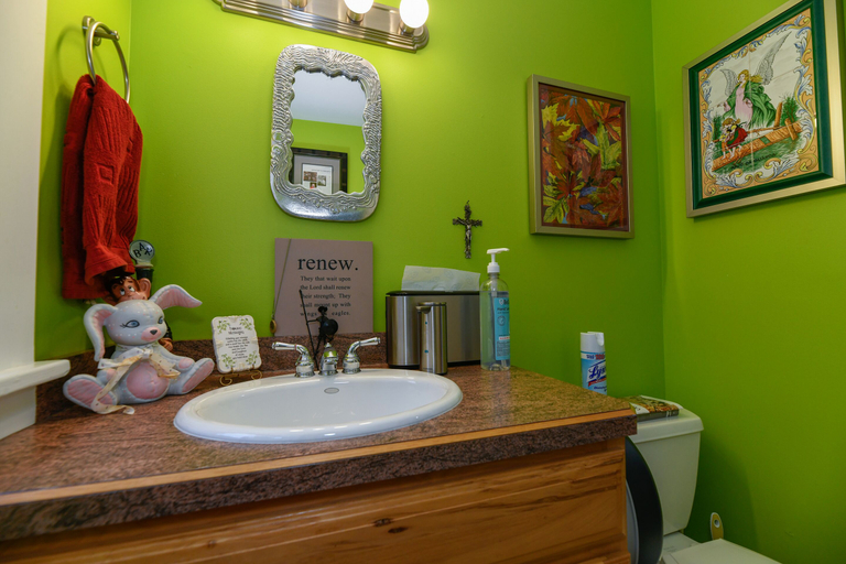 Bathroom 3, Berrodin Bed & Breakfast, Summit