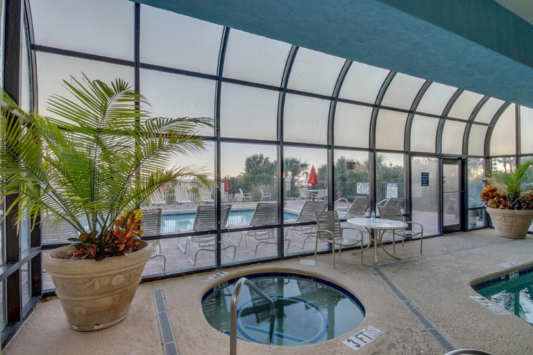 Sport & Beauty 2, Oceanfront Condo at Meridian Plaza, Horry