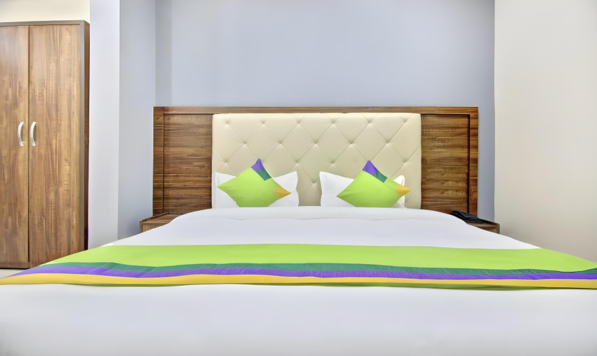 Bedroom 3, CENTRAL INN, Ernakulam