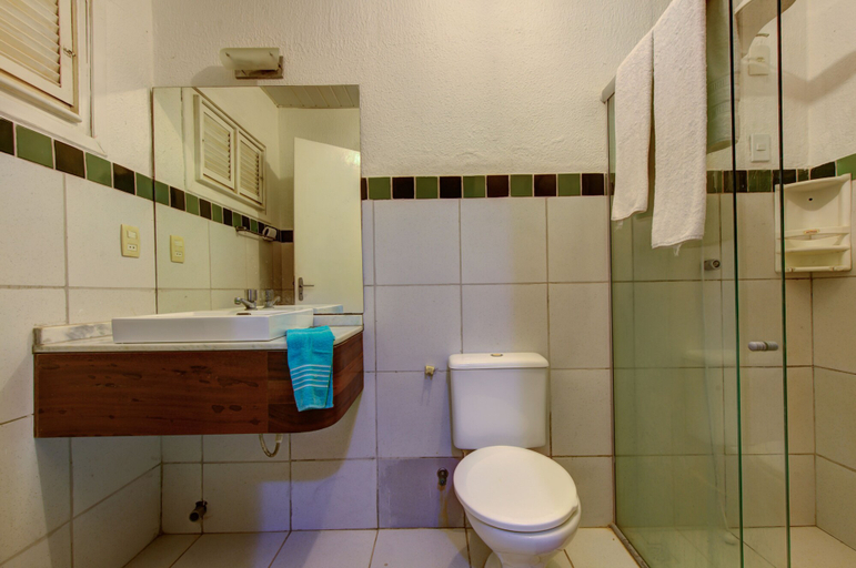 Bathroom 2, Casa 25pessoas c piscina Porto das Dunas, Aquiraz