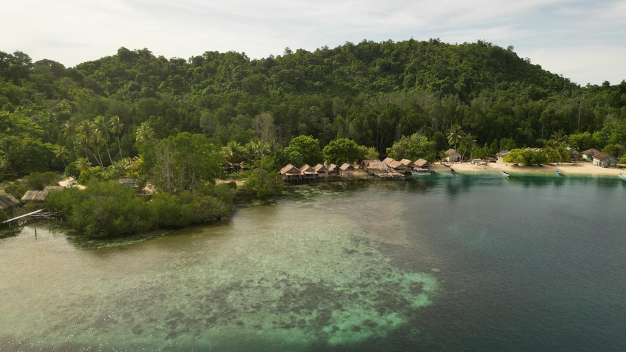Others 5, manyaifun guest house, Raja Ampat