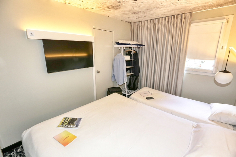 Bedroom 3, ibis Biarritz Anglet Aeroport, Pyrénées-Atlantiques