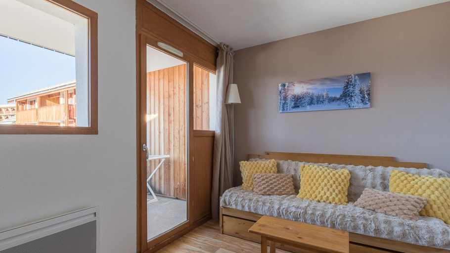 Living room 4, Sunny Mountain Retreat, Hautes-Alpes