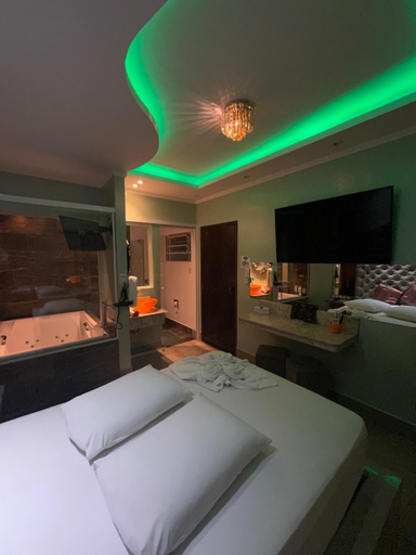 Bedroom 2, Imperio Motel, Jacarezinho