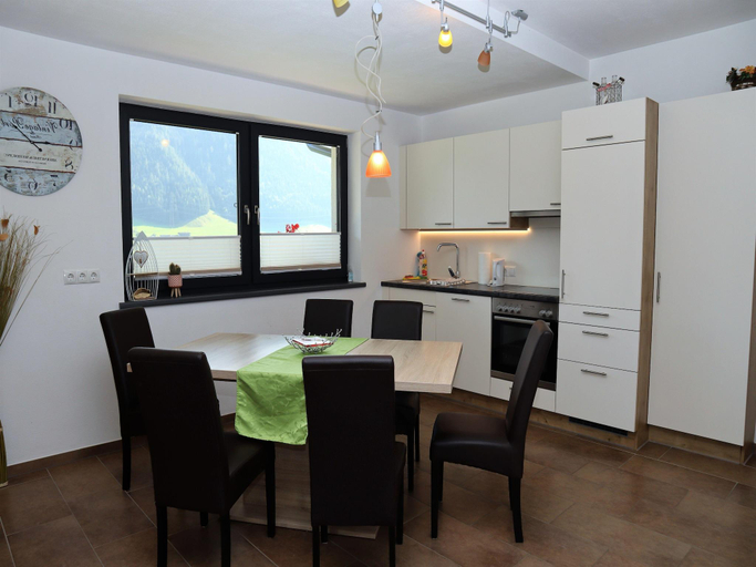 Others 4, Apartment in Mittersill near Hohe Tauern, Zell am See