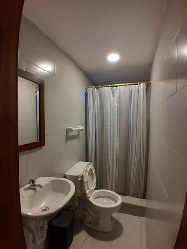 Others 2, HOSTAL Aly 3, Otavalo