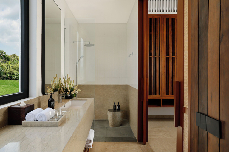 Bathroom 3, Uma Santai Villa Canggu by Nakula, Badung
