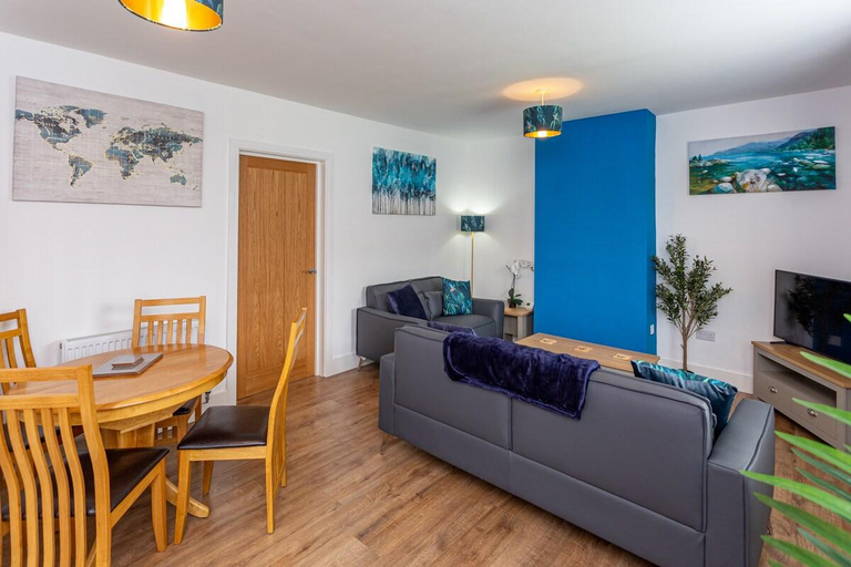 Others 4, Kepier Crescent, Durham