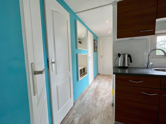 Private kitchen 4, Modern chalet in Campanula Park with garden, Zijpe