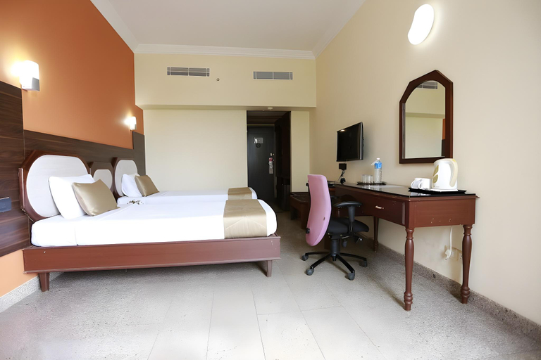 Bedroom 3, Hotel Presidency Towers, Ernakulam